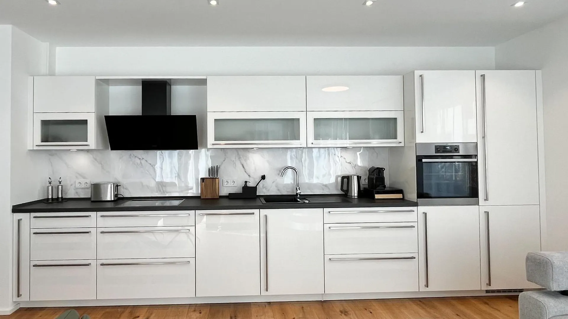 Yuva Homes Germering - 100M2 - Nahe Muenchen - 2 Baeder - Garten&Terrasse - S-Bahn 0*,